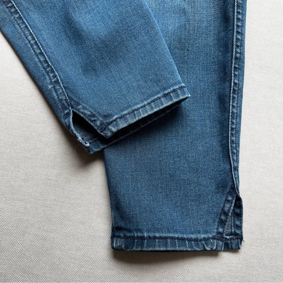 MOTHER The Vamp Skinny Jean in Gift Wrapped Wash - Picture 10 of 11